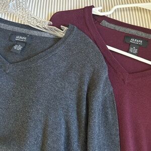 Men’s Light V-Neck Sweaters